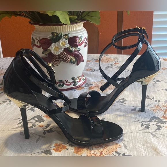 NWT Michael Kors Astrid Patent Leather Sandals Size 10 M - Picture 7 of 8